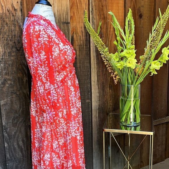 RED FLORAL RUFFLED LONG SLEEVED DRESS Size S M  BNWT - Picture 5 of 9